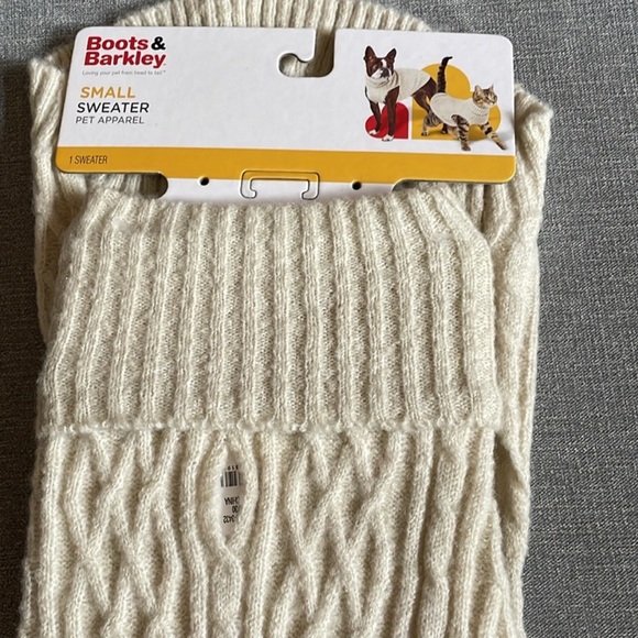 Boots & Barkley Cable Knit Turtleneck Cream Sweater - Picture 4 of 7